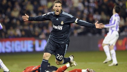 中国官方网站_斯基拉透露加斯佩里尼对齐米卡斯表现失望，球员或提前回归利物浦