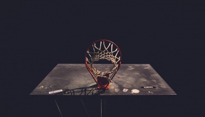 pg|34岁老将一击制胜创奇迹，1亿锋霸五场球荒陷低迷！1-0小胜引爆足坛热议