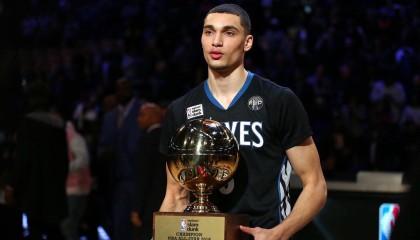 电子游戏：心系国米！张康阳社媒发布劳塔罗与三埃庆祝图，传递俱乐部团结信号